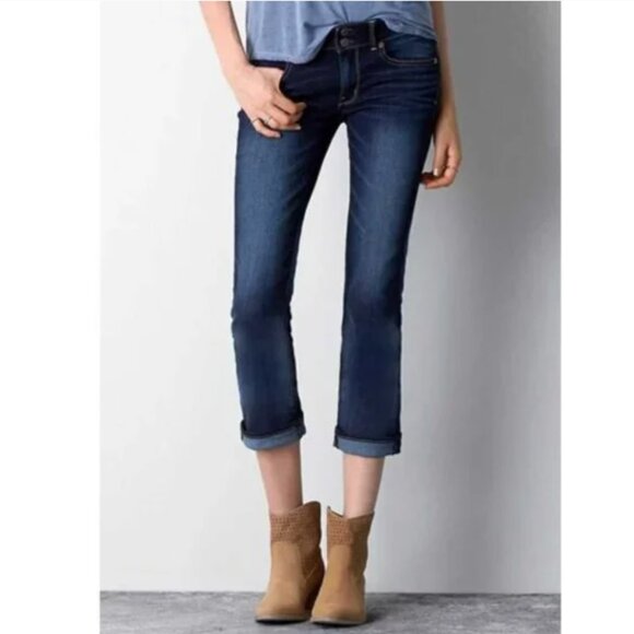 American Eagle Outfitters Denim - American Eagle Artist Crop Jeans Size 2 Regular NWT